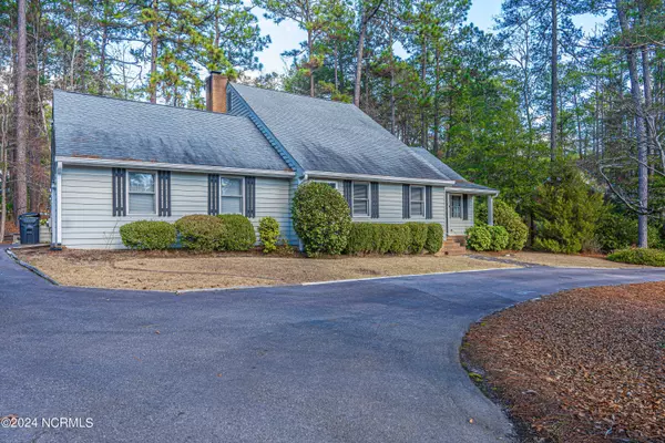 Southern Pines, NC 28387,119 Cliff Court