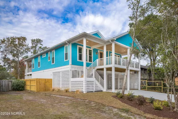 Carolina Beach, NC 28428,704 S 6th ST