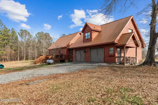 Broadway, NC 27505,525 Butler Mcleod LN