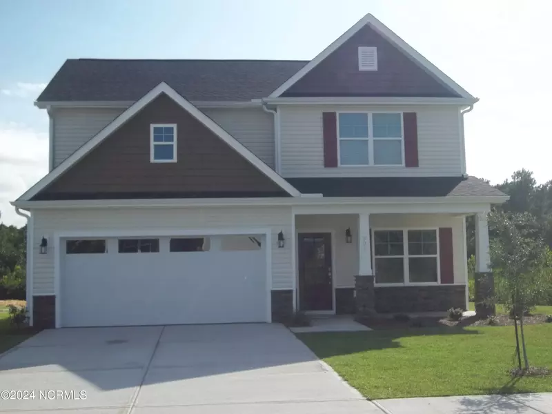 201 Balustrade Way, Hampstead, NC 28443