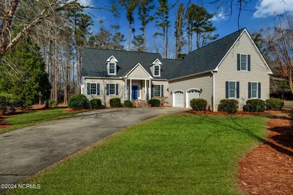 100 Pamlico PL, Chocowinity, NC 27817