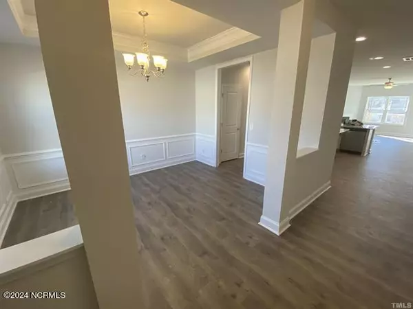 Richlands, NC 28574,605 Central Park WAY