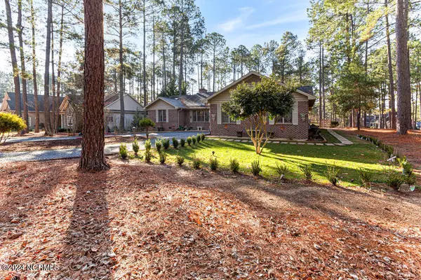 West End, NC 27376,290 Longleaf DR