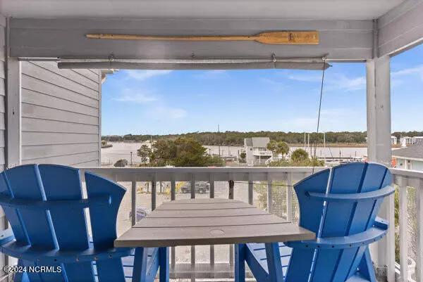 400 Virginia AVE #305b, Carolina Beach, NC 28428