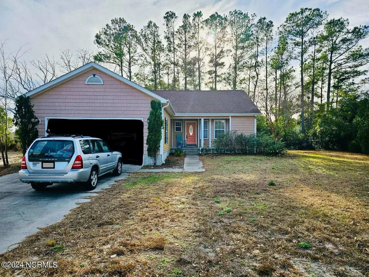 Supply, NC 28462,493 Lancaster Woods DR