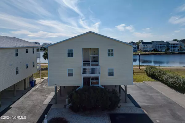 219 Atlanta AVE #Apt 1d, Carolina Beach, NC 28428