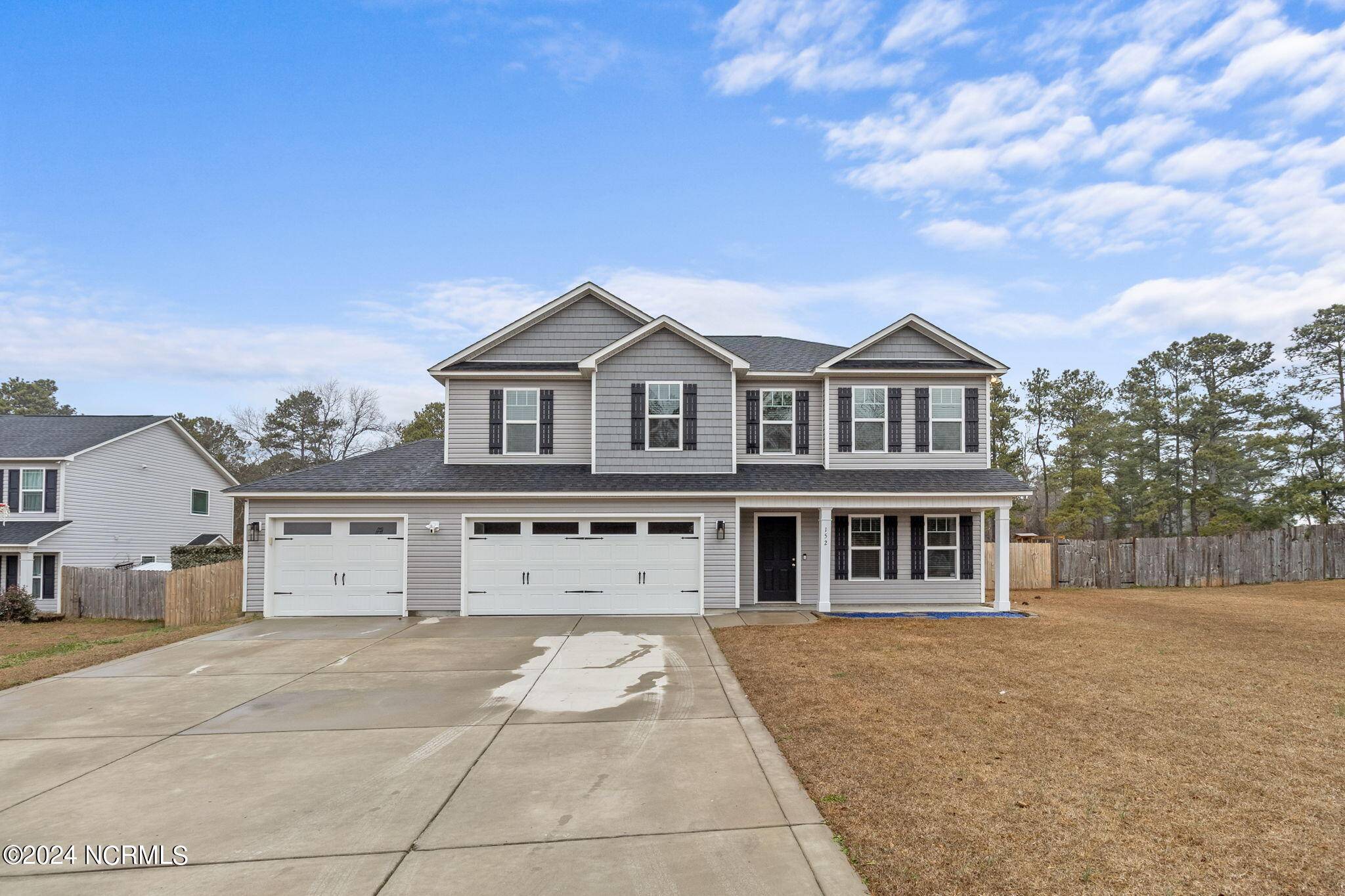 152 Metcalfe LN, Lumber Bridge, NC 28357