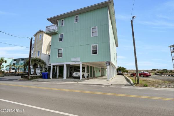 Carolina Beach, NC 28428,908 Carolina Beach Avenue N #1-A