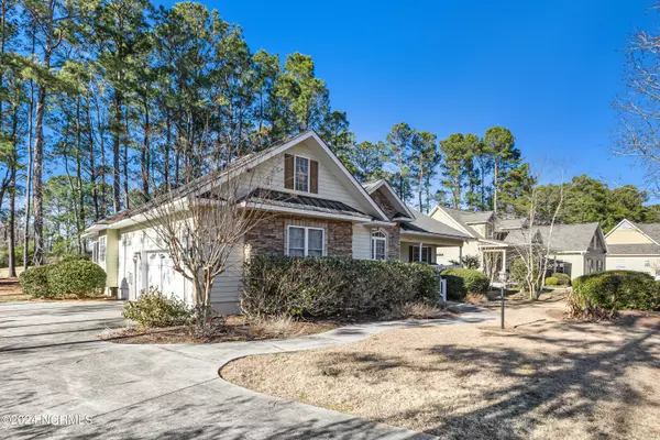 Calabash, NC 28467,802 Wild Oak Lane NW