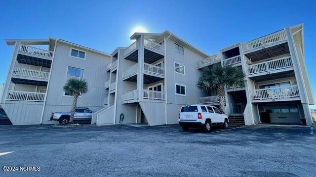 Carolina Beach, NC 28428,1801 Canal Drive #D9