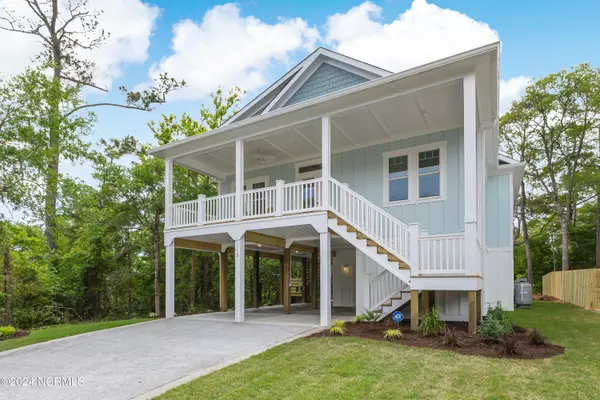 Oak Island, NC 28465,113 SW 22nd Street