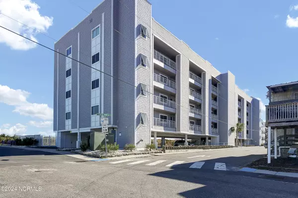 201 Carolina Beach AVE S #203, Carolina Beach, NC 28428