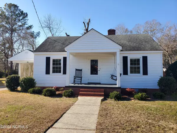 106 W Bladen Street, Bladenboro, NC 28320