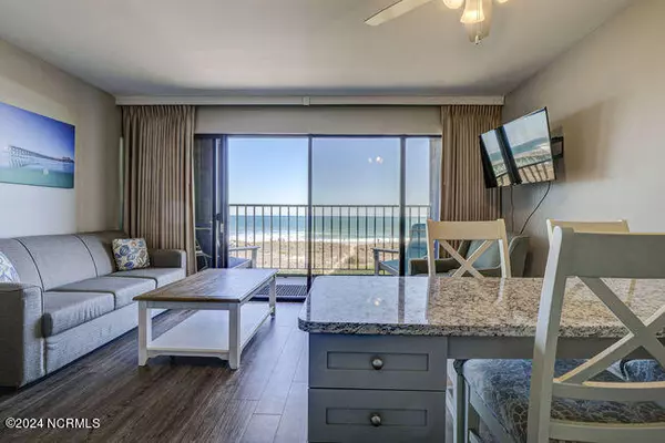 Wrightsville Beach, NC 28480,711 S Lumina Avenue #306