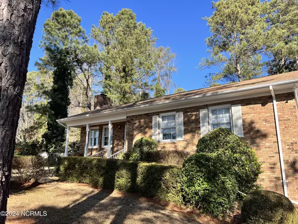 Whispering Pines, NC 28327,12 Lakeview Drive