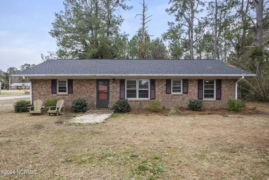 177 Poplar AVE, Bolton, NC 28423