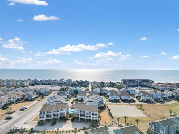 Ocean Isle Beach, NC 28469,12 Schooner Dr DR #8