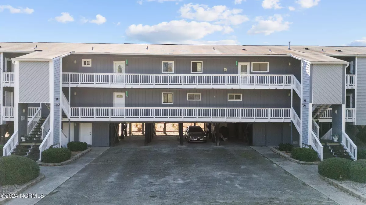 New Bern, NC 28560,2310 Harbourside Drive #2310