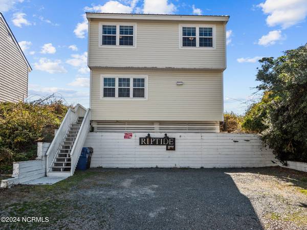 2422 S Shore DR,  Surf City,  NC 28445