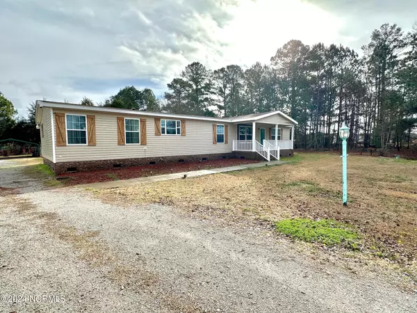 47 Seaney DR, Lumberton, NC 28358