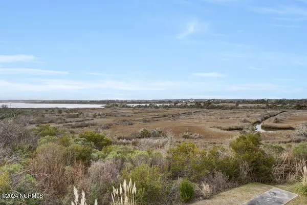 North Topsail Beach, NC 28460,106 Calinda Cay Court