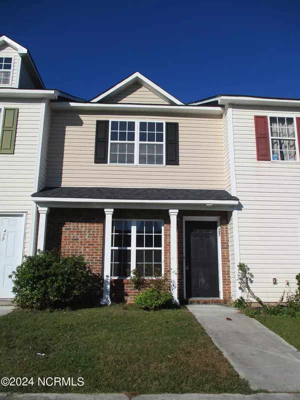 407 Timberlake TRL, Jacksonville, NC 28546