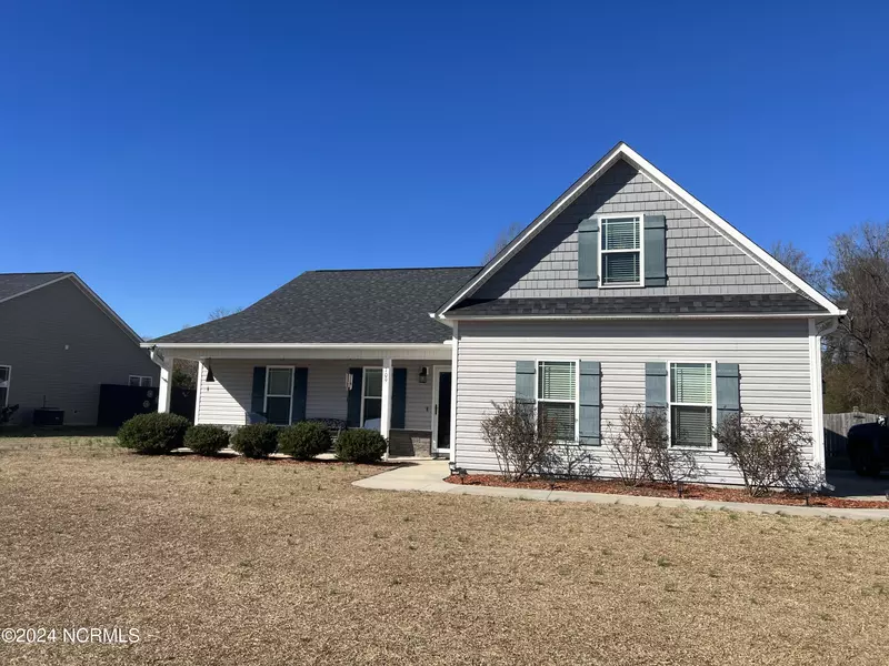 109 Pembury WAY, Richlands, NC 28574