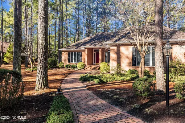 Pinehurst, NC 28374,26 Abbottsford Drive