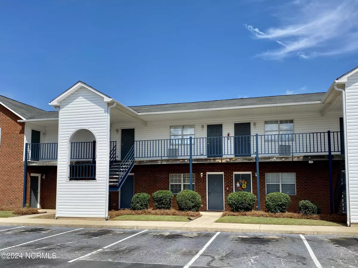 Greenville, NC 27834,1287 Park West Drive #2