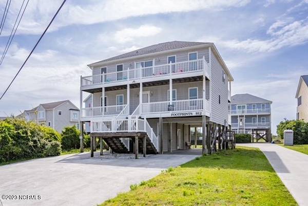 812 N Topsail Drive,  Surf City,  NC 28445