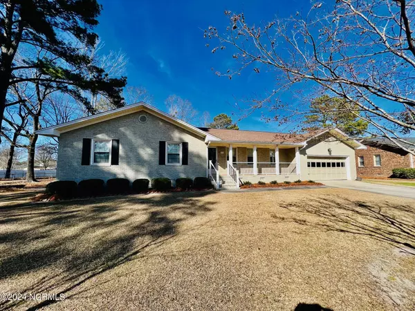 527 Alma DR, Winterville, NC 28590