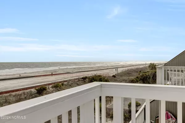 Wrightsville Beach, NC 28480,14 E Atlanta Street #B