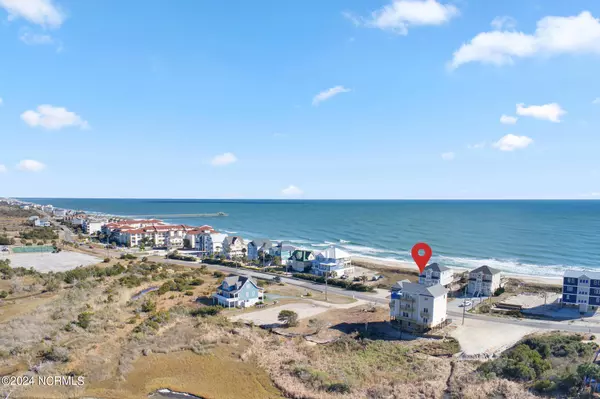 North Topsail Beach, NC 28460,705 New River Inlet RD