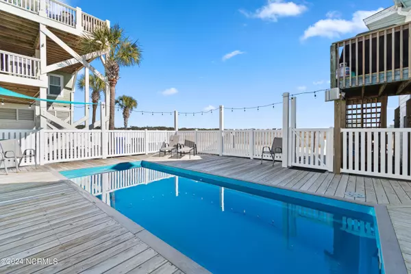 Holden Beach, NC 28462,546 Ocean BLVD W