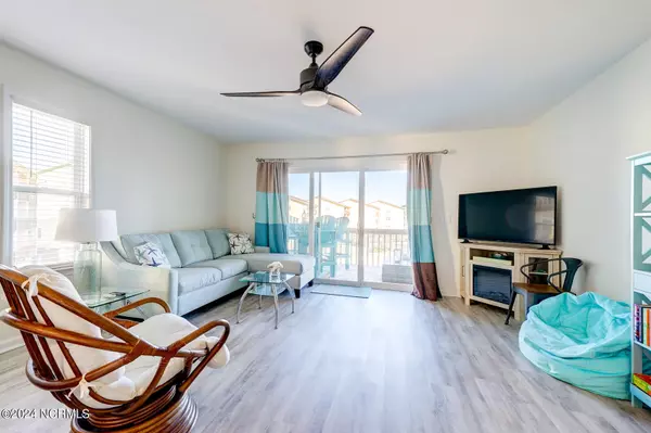 Surf City, NC 28445,918 N New River DR #328