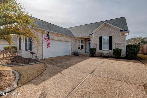 1015 Garden Club WAY, Leland, NC 28451