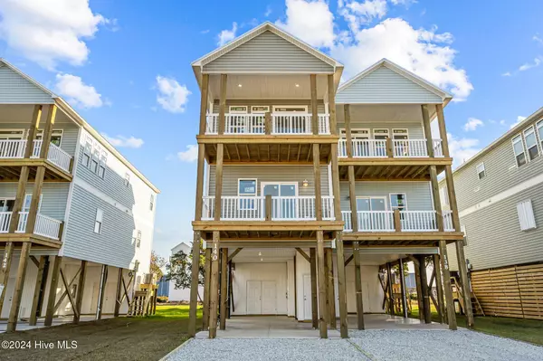 North Topsail Beach, NC 28460,140 Sea Gull LN