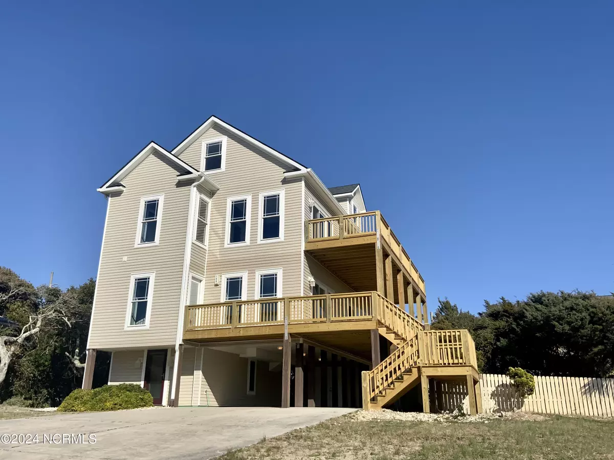 Emerald Isle, NC 28594,102 E Landing DR