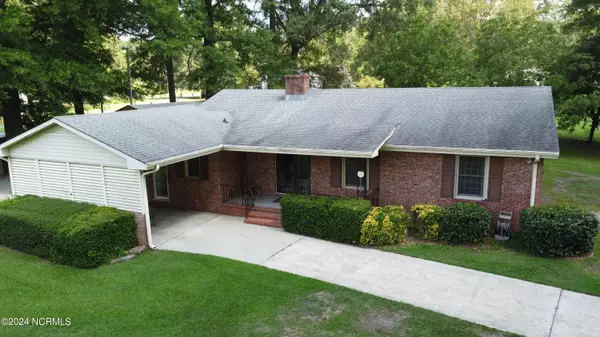 Goldsboro, NC 27534,507 Hickory RD