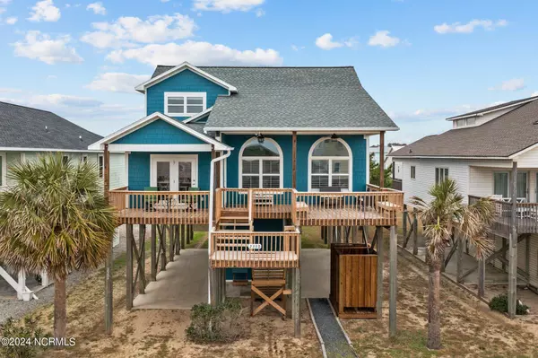 2330 W Beach DR, Oak Island, NC 28465