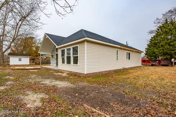 Ayden, NC 28513,316 Allen DR