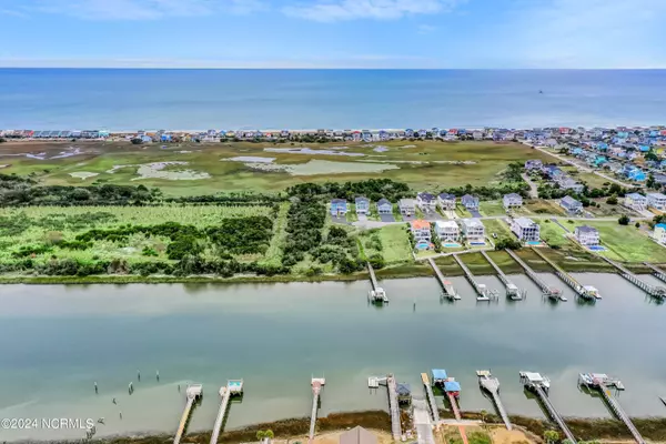 Holden Beach, NC 28462,850 Heron Landing Wynd