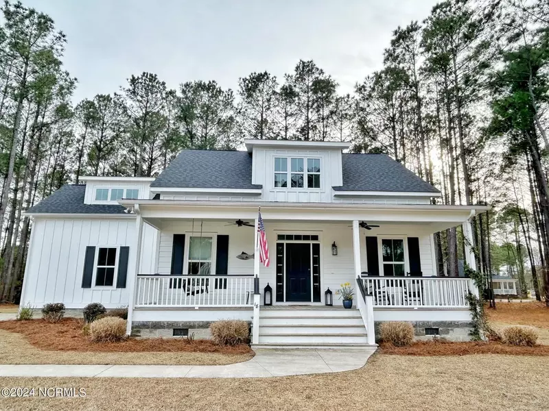 18 Wild Swan LN, Minnesott Beach, NC 28510