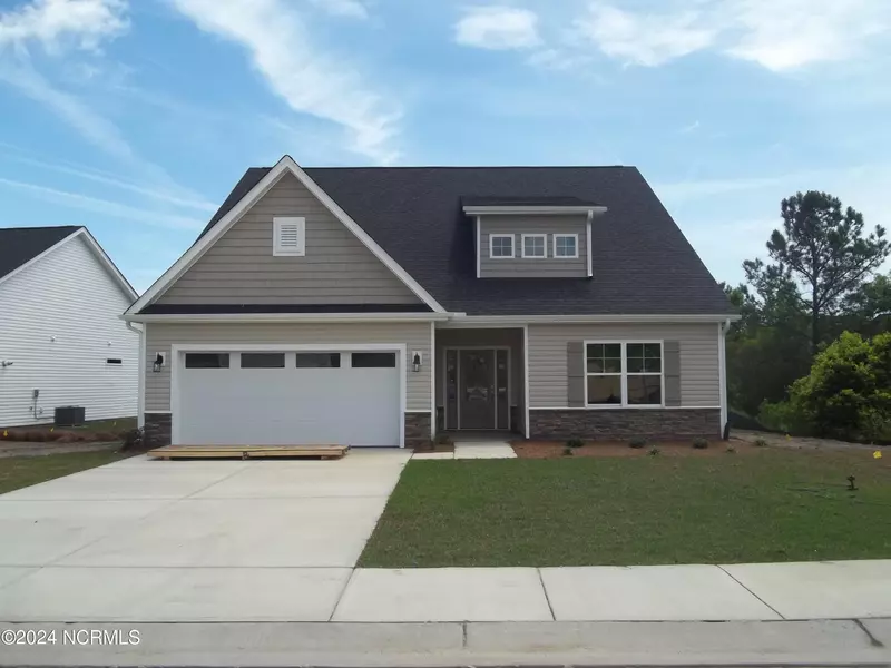 105 Paver LN, Hampstead, NC 28443