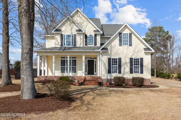 3812 Forsyth Park CT, Winterville, NC 28590