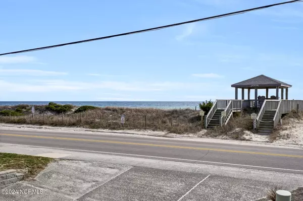 Topsail Beach, NC 28445,200 N Anderson BLVD #B