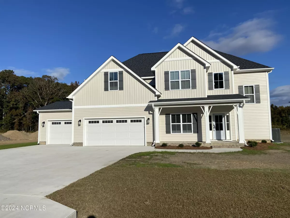 Grimesland, NC 27837,241 Shortleaf DR