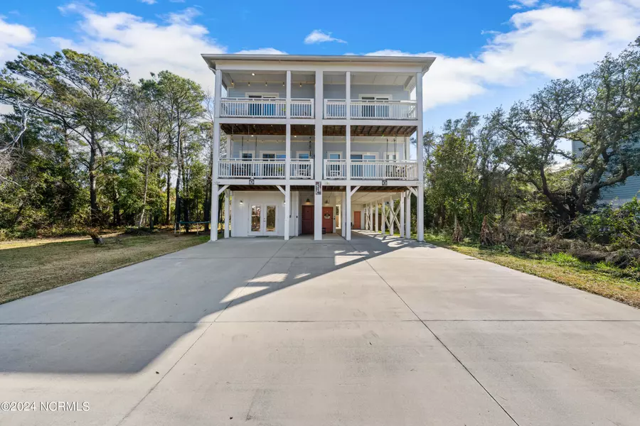 1111 Swordfish LN #Unit 1, Carolina Beach, NC 28428