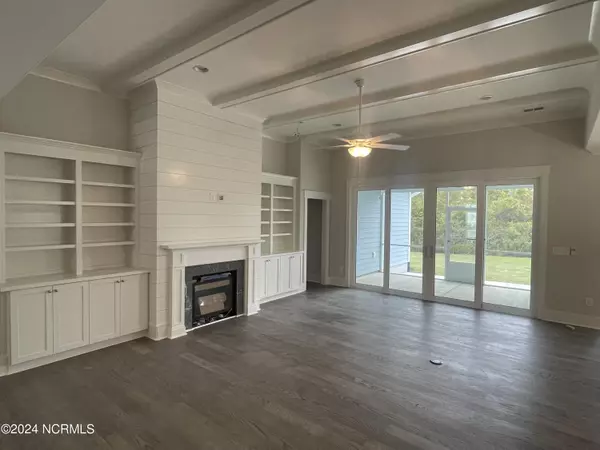 Ocean Isle Beach, NC 28469,1360 Regatta LN SW