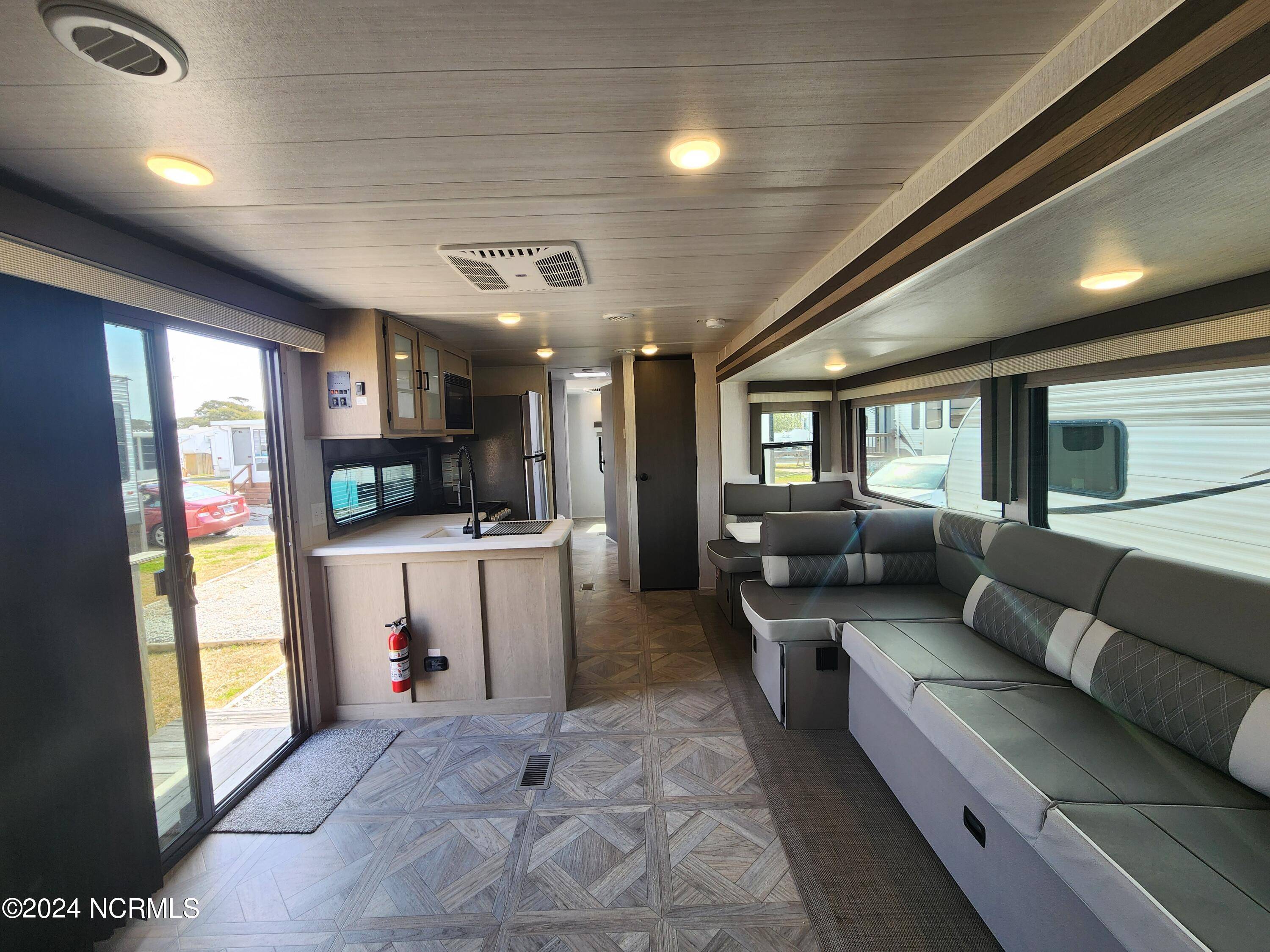North Topsail Beach, NC 28460,83-B Mullet ST